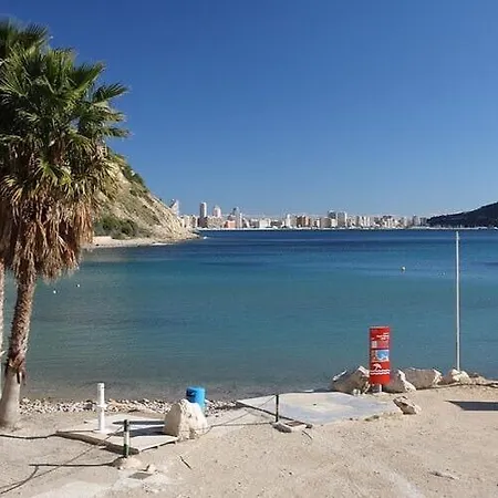 Muralla Roja - Plusholidays アパート カルプ