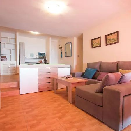 Muralla Roja - Plusholidays *