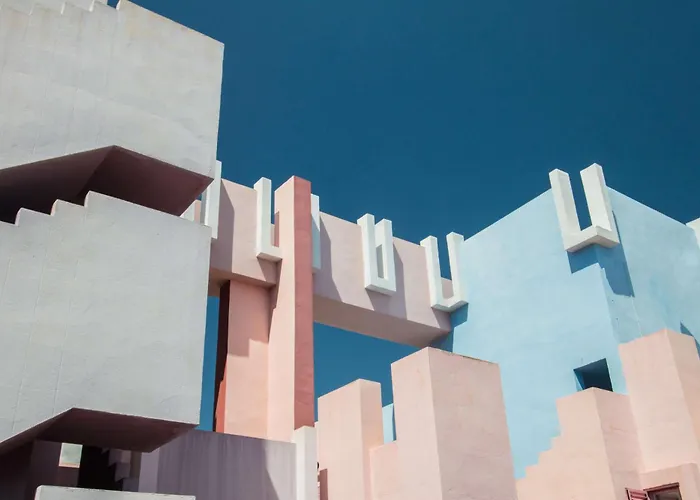 Apartment Muralla Roja - Plusholidays *