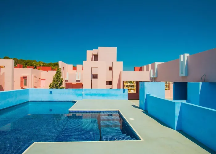 Apartment Muralla Roja - Plusholidays *